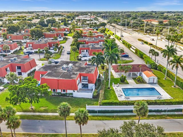 1441 Princeton Lane, Boynton Beach, FL 33426