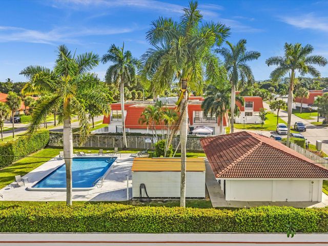 1441 Princeton Lane, Boynton Beach, FL 33426