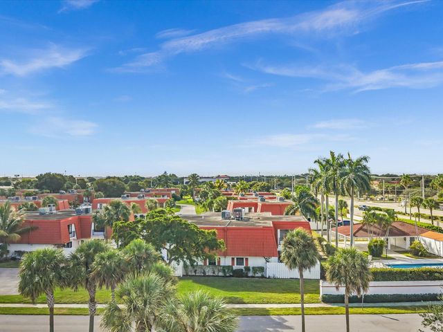 1441 Princeton Lane, Boynton Beach, FL 33426