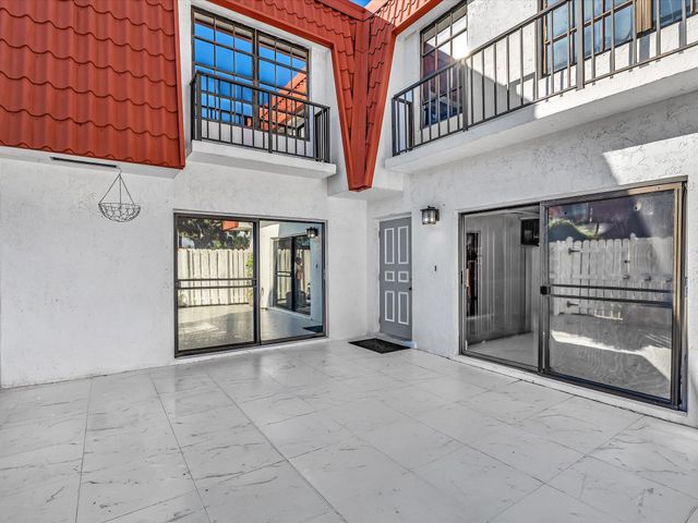 1441 Princeton Lane, Boynton Beach, FL 33426