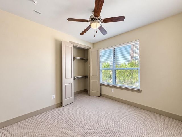 10401 Town And Country Way 204, Houston, TX 77024