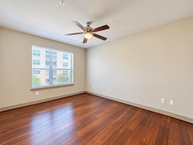 10401 Town And Country Way 204, Houston, TX 77024