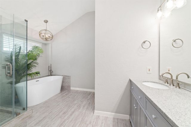 12702 Ashford Creek, Houston, TX 77082