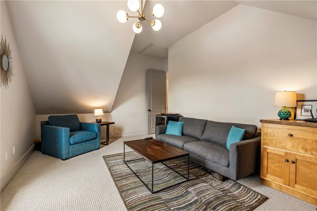 109 SE G Court, Bentonville, AR 72712