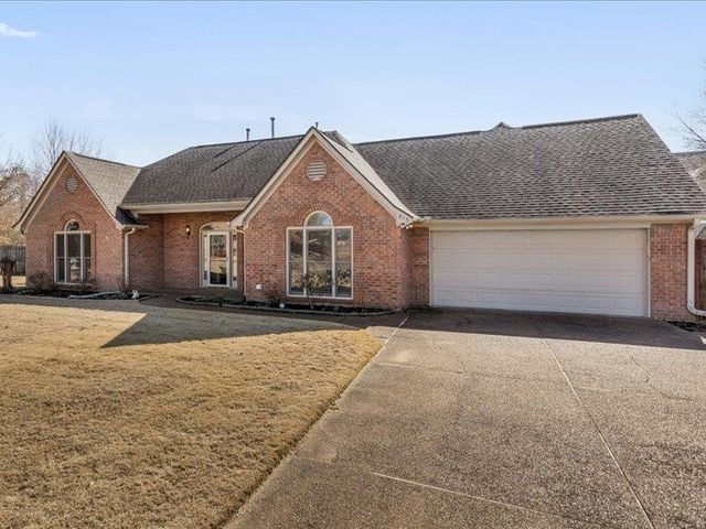 615 JOCKEY CV, Collierville, TN 38017