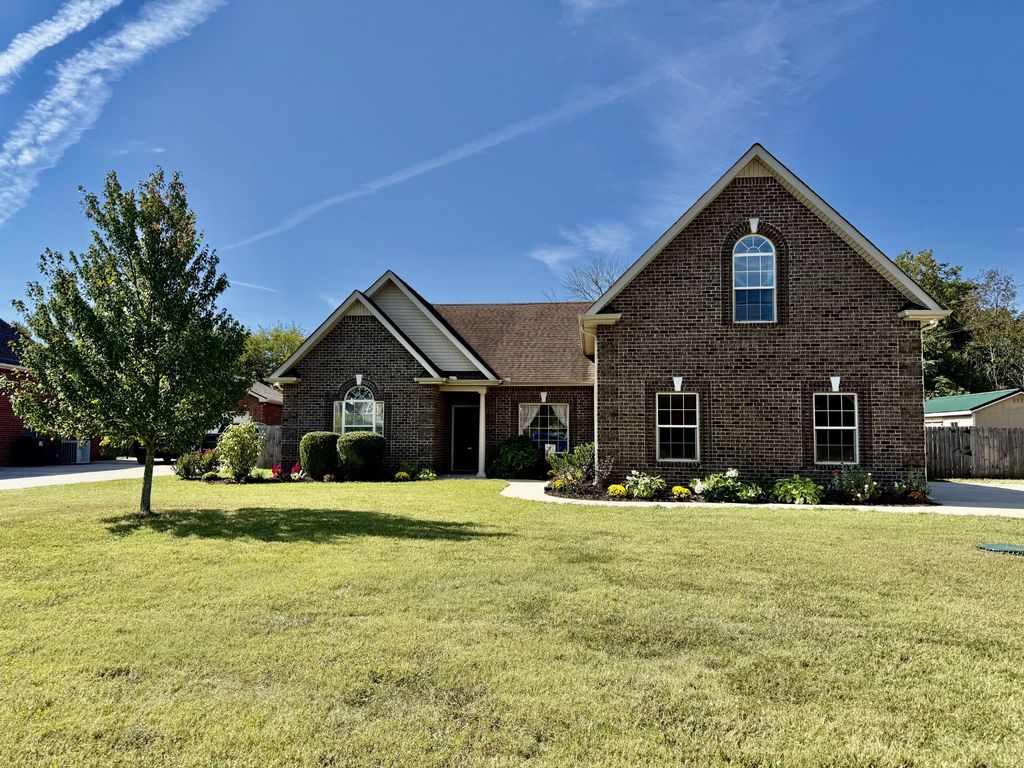 1013 Spring Creek Drive, Murfreesboro, TN 37129
