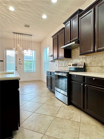 6157 CASTLETON HOLLOW ROAD, Riverview, FL 33578