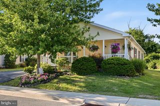 42 RANDOM RD, Douglassville, PA 19518