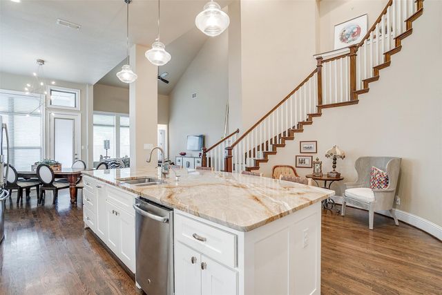 3778 W 5th Street, Fort Worth, TX 76107