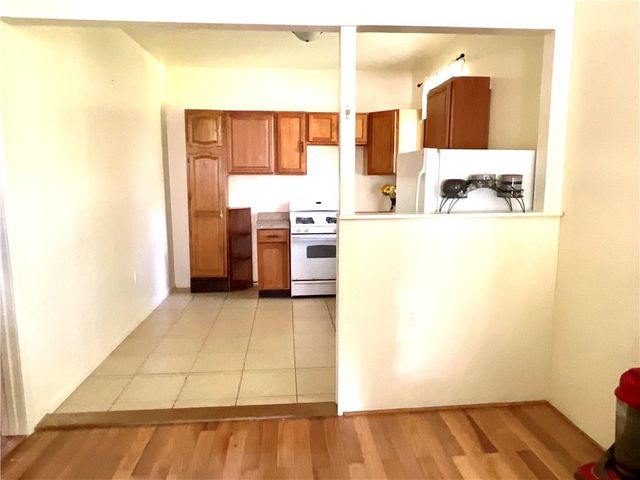 1870 N 27th Street, Kansas City, KS 66104