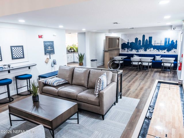 1478 RIVERPLACE Boulevard 401, Jacksonville, FL 32207