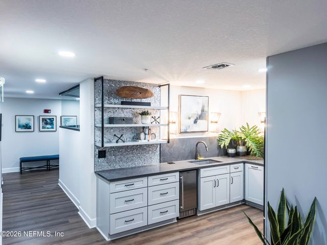 1478 RIVERPLACE Boulevard 401, Jacksonville, FL 32207