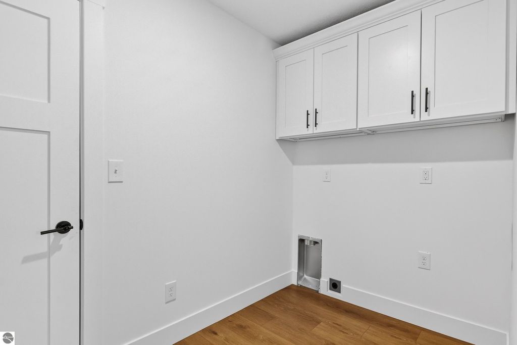 Image 21 of property listing at 2134 Cottonwood Avenue, Grawn, MI 49637