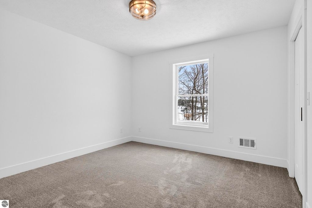 Image 36 of property listing at 2134 Cottonwood Avenue, Grawn, MI 49637