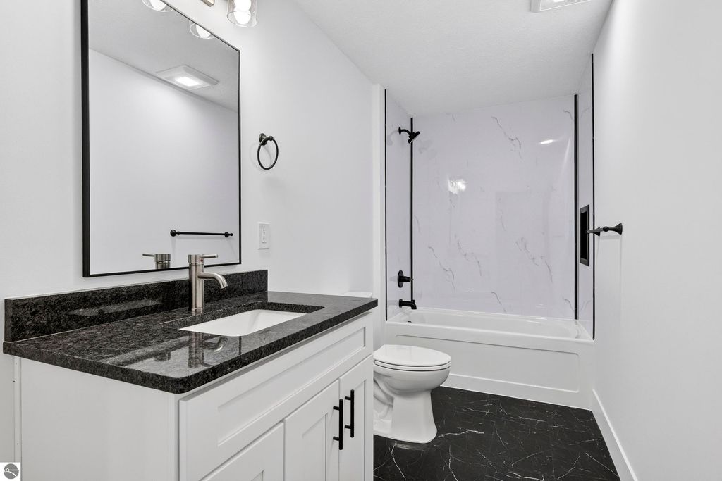 Image 42 of property listing at 2134 Cottonwood Avenue, Grawn, MI 49637