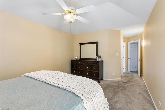 925 Ironwood DR, Yorktown, VA 23693