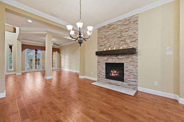 6214 Chestnut Peak Court, Kingwood, TX 77345