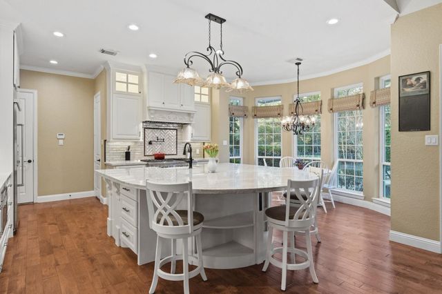 6214 Chestnut Peak Court, Kingwood, TX 77345