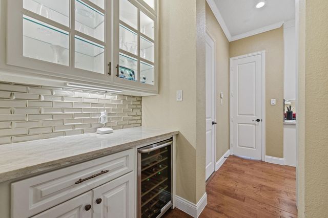 6214 Chestnut Peak Court, Kingwood, TX 77345