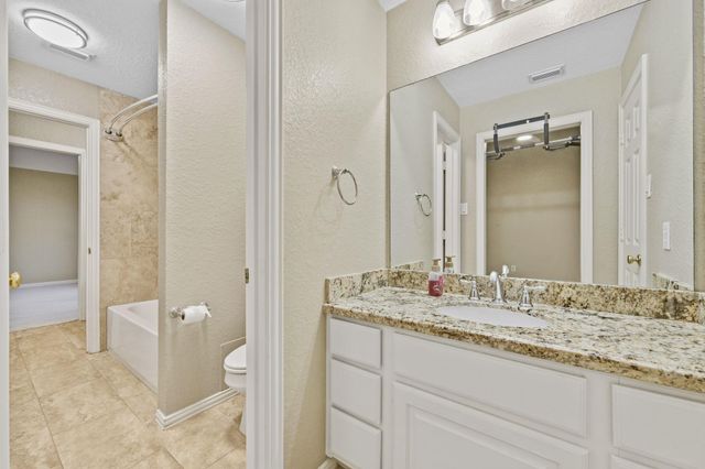 6214 Chestnut Peak Court, Kingwood, TX 77345