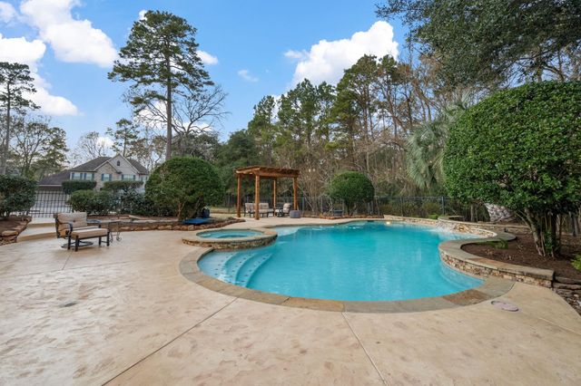 6214 Chestnut Peak Court, Kingwood, TX 77345