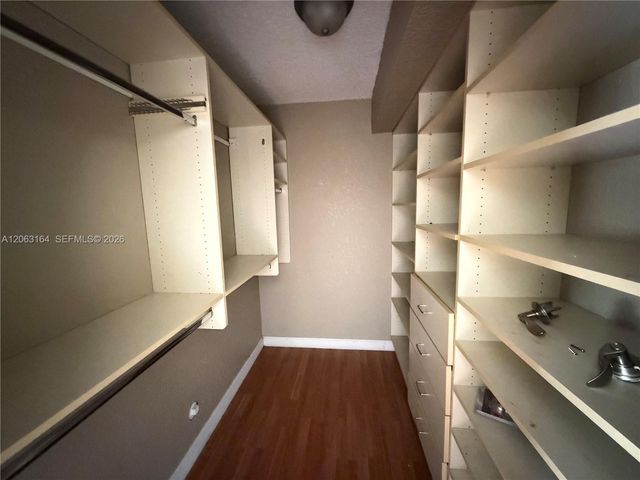 721 NW 104th Ave 101, Pembroke Pines, FL 33026