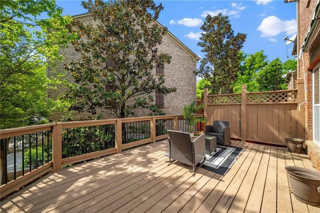 2872 Overlook Way NE, Atlanta, GA 30324