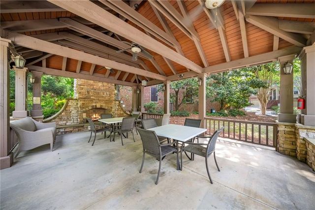 2872 Overlook Way NE, Atlanta, GA 30324