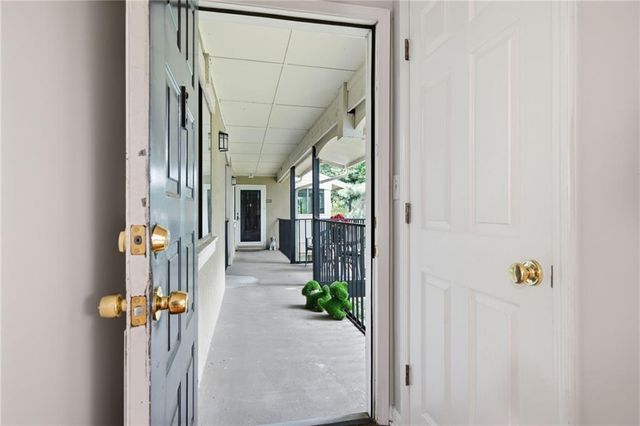 1016 Wingate Way 1016, Sandy Springs, GA 30350