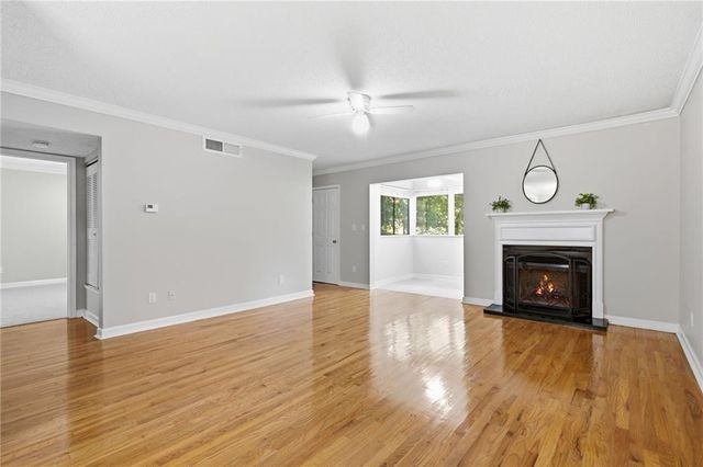 1016 Wingate Way 1016, Sandy Springs, GA 30350