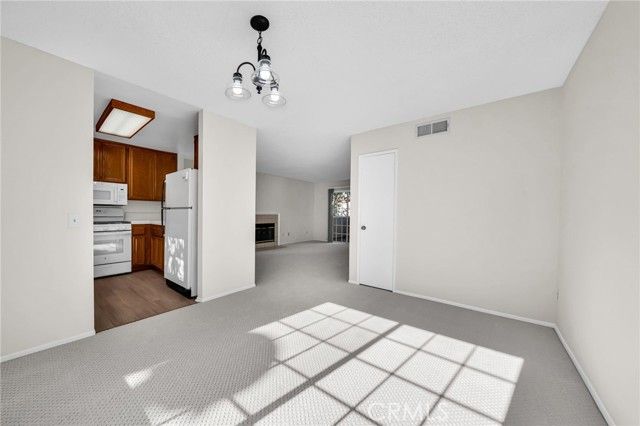 2800 Plaza Del Amo 425, Torrance, CA 90503