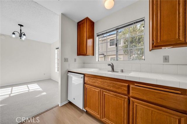 2800 Plaza Del Amo 425, Torrance, CA 90503