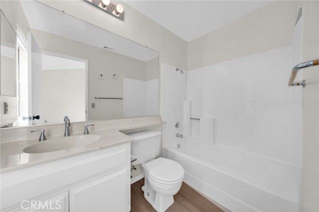 2800 Plaza Del Amo 425, Torrance, CA 90503