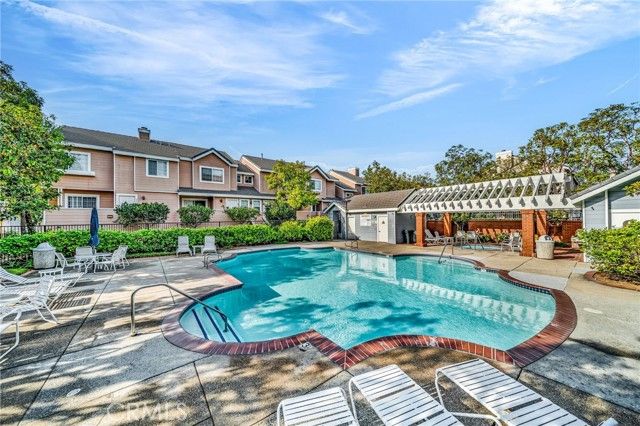 2800 Plaza Del Amo 425, Torrance, CA 90503