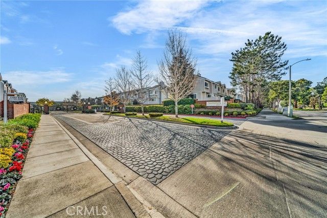 2800 Plaza Del Amo 425, Torrance, CA 90503