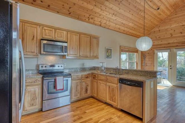 2081 Gallatin Road, Young Harris, GA 30582