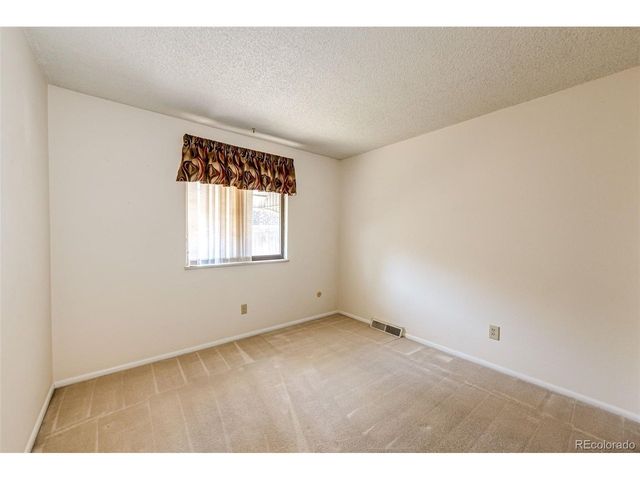 8965 W 78th Ave, Arvada, CO 80005