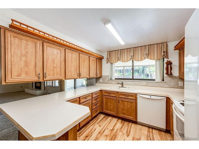 8965 W 78th Ave, Arvada, CO 80005