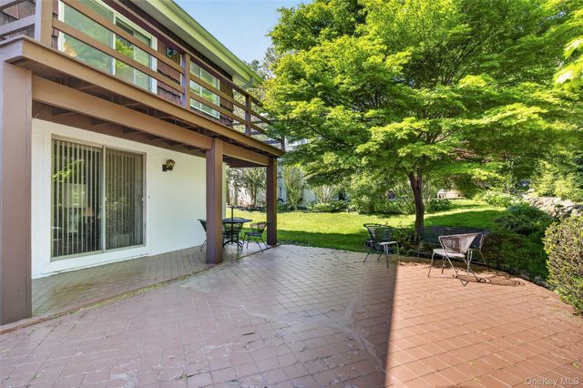 4 Brookdell Drive, Hartsdale, NY 10530