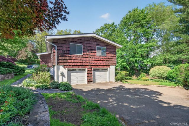 4 Brookdell Drive, Hartsdale, NY 10530