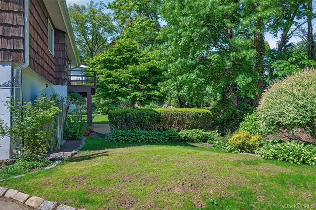 4 Brookdell Drive, Hartsdale, NY 10530
