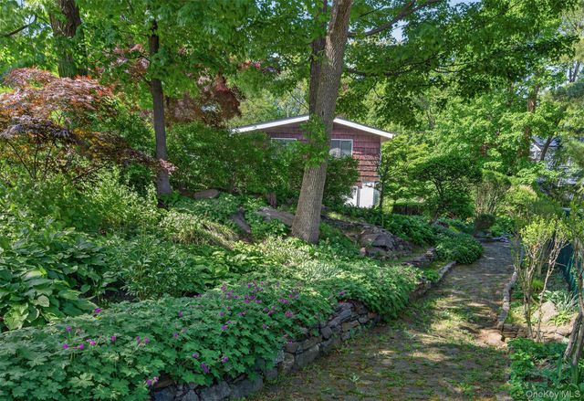 4 Brookdell Drive, Hartsdale, NY 10530