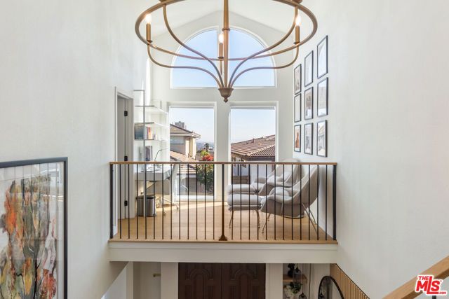 4243 Don Carlos Drive, Los Angeles, CA 90008