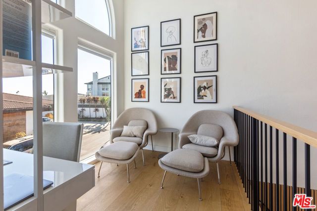 4243 Don Carlos Drive, Los Angeles, CA 90008