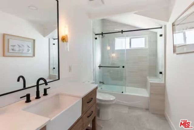 4243 Don Carlos Drive, Los Angeles, CA 90008