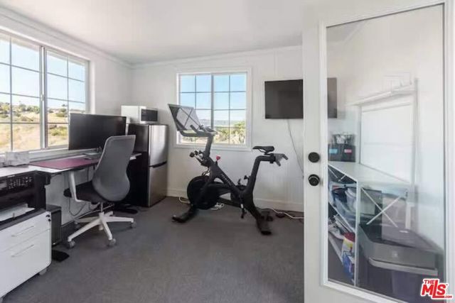 4243 Don Carlos Drive, Los Angeles, CA 90008