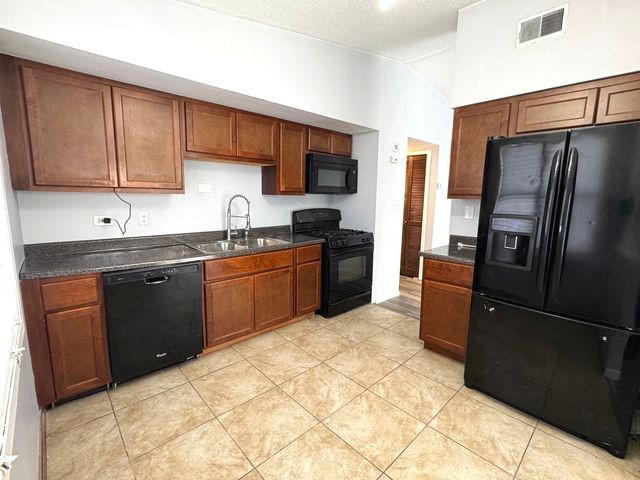 4177 192nd Court 244, Country Club Hills, IL 60478