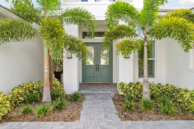 15187 Wildwood Circle, Westlake, FL 33470