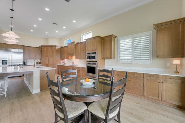 15187 Wildwood Circle, Westlake, FL 33470