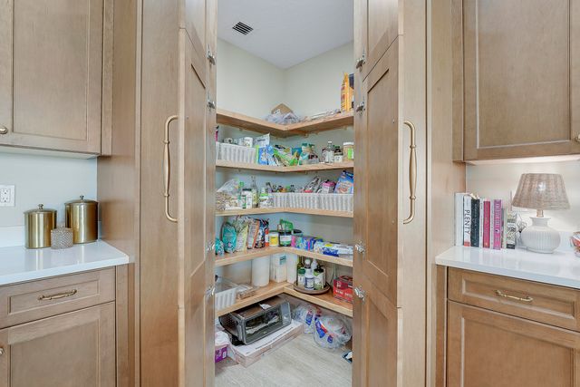 15187 Wildwood Circle, Westlake, FL 33470